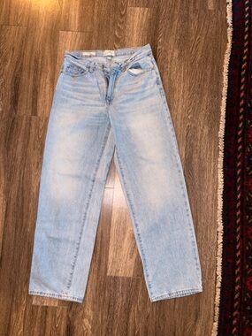 Universal Thread Light Blue High-Rise Wide Leg Jeans